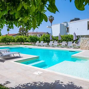https://villa-very.sicilyhotelsitaly.net