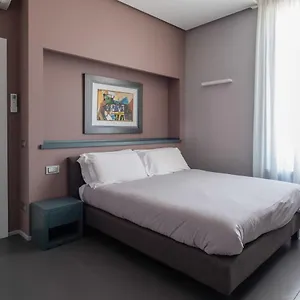 https://yourelais-pergolesi.hotels-amalfi.com